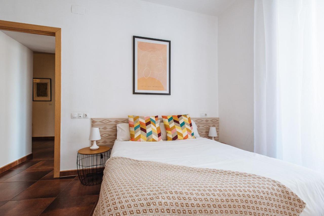 Homeyseville- Bright At Santa Cruz 6 Pax, Parking Optional Apartamento