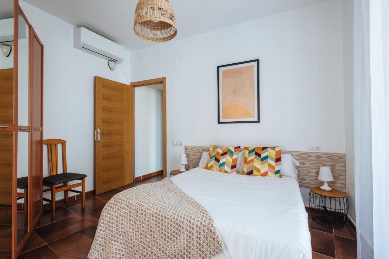 Homeyseville- Bright At Santa Cruz 6 Pax, Parking Optional Apartamento