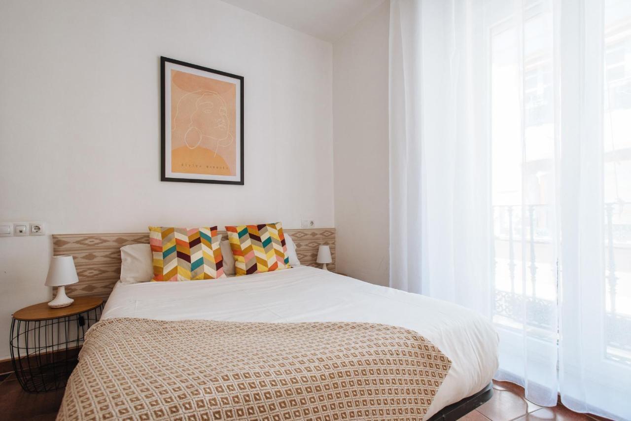 Homeyseville- Bright At Santa Cruz 6 Pax, Parking Optional Apartamento